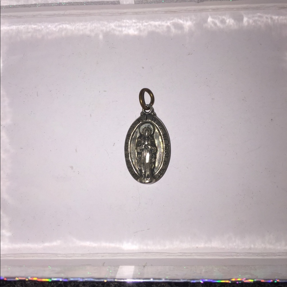 Vintage silver religious pendant Jesus catholic
